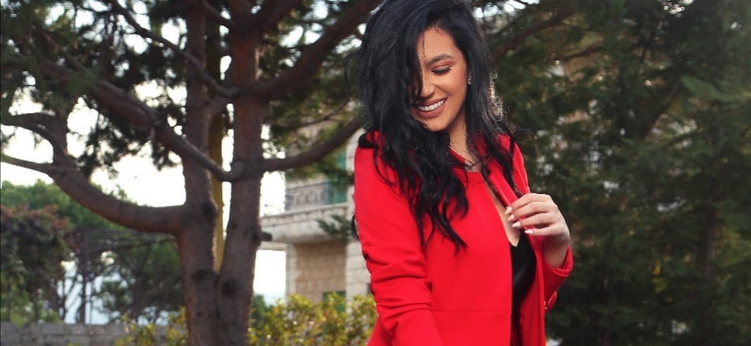 الإعلامية رنيم مزبودي الأشياء العظيمة لا تحصل بيوم واحد
