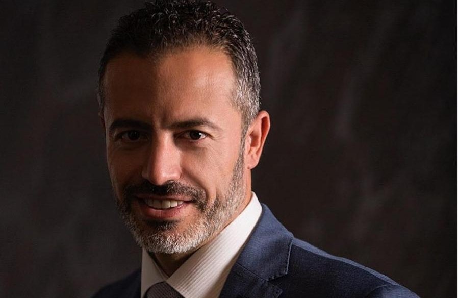ما هو السرّ وراء تميّز عيادة طبيب الأسنان حبيب ظريفه؟