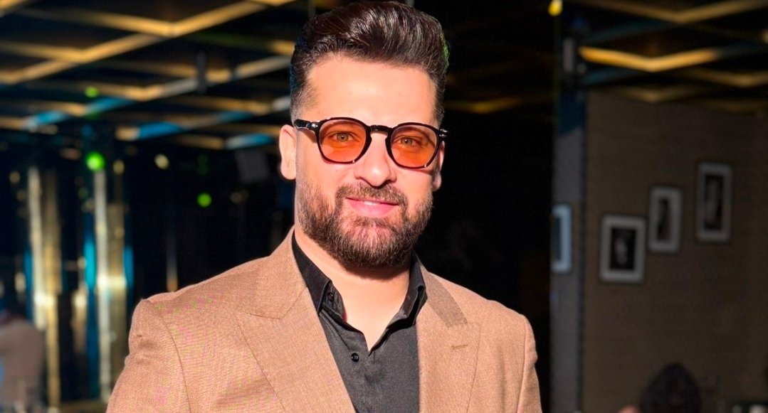 وسام أمير يحقق نجاحًا لافتًا بأغنية «كلها جاية» ويتخطى المليون مشاهدة على يوتيوب