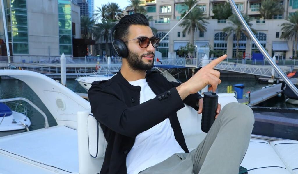 عبدالله السعدي في عمل إنساني وولادة أعمال جديدة بالقريب العاجل.