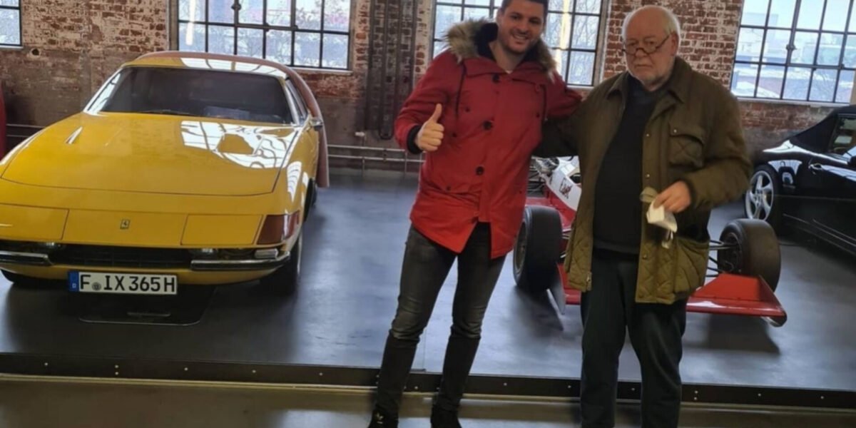 Anas Kabbani ist weiterhin erfolgreich in der Welt der Autos und Luxusuhren - صورة مميزة Anas Kabbani ist weiterhin erfolgreich in der Welt der Autos und Luxusuhren