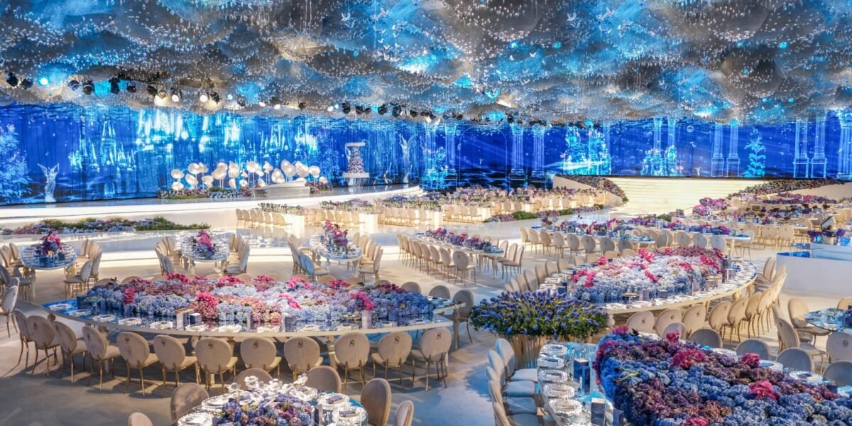 How , Le Mariage Wedding Designer, Dines with Royalties of the World!