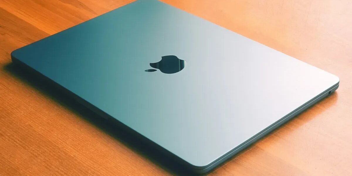 أصدرت شركة Apple الإصدار 15.7.3 من نظام التشغيل macOS Sequoia