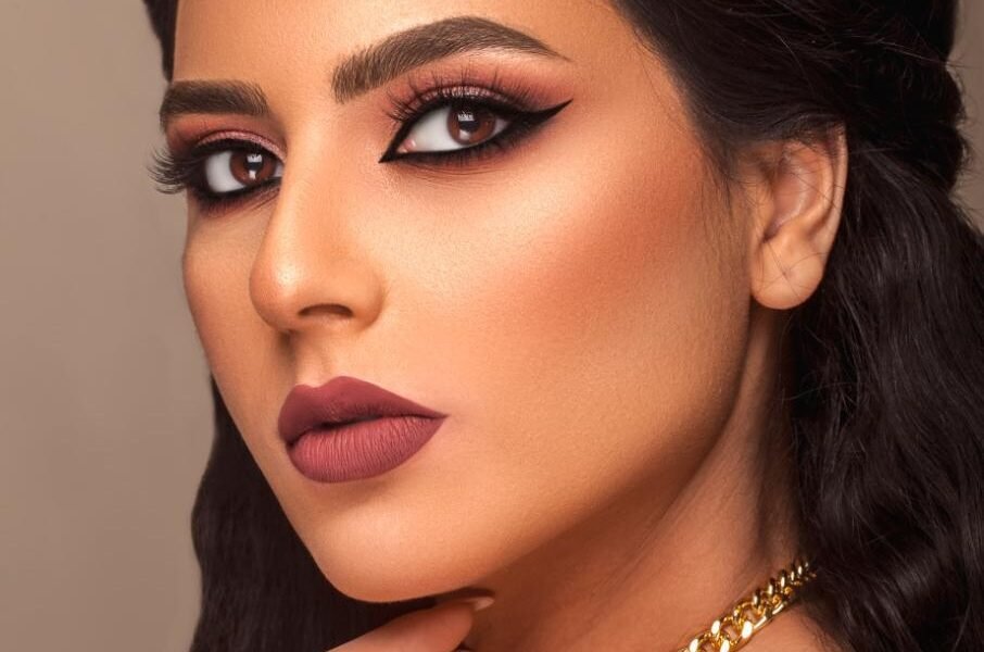 صورة مميزة: الإعلامية رنيم مزبودي تخطف الأنظار عبر مواقع التّواصل الاجتماعيّ