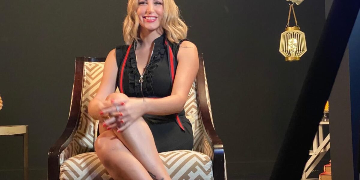 صورة مميزة: الإعلامية نجود ياسين تستعدُّ لتقديم برنامج جديد يحمل أسمها