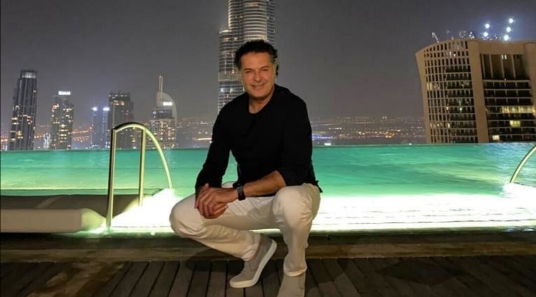 النجم راغب علامة يعايد جمهوره والمحبين بمناسبة الميلاد المجيد