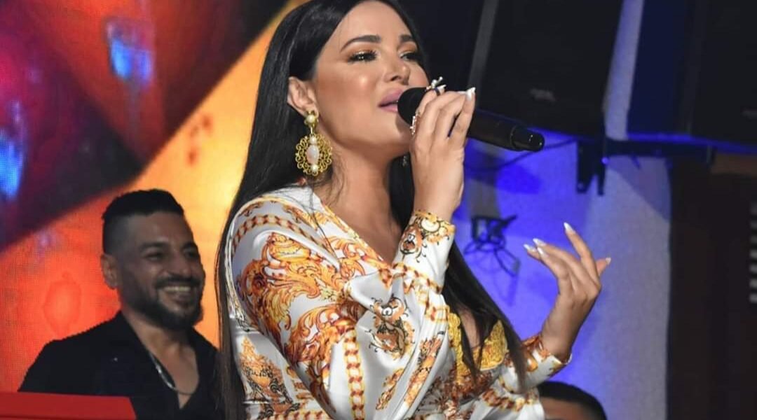 النجمة نانسي نصر الله تتألق صوتاً وحضوراً على مسرح 964 وهذا ما قالته بعد السهرة