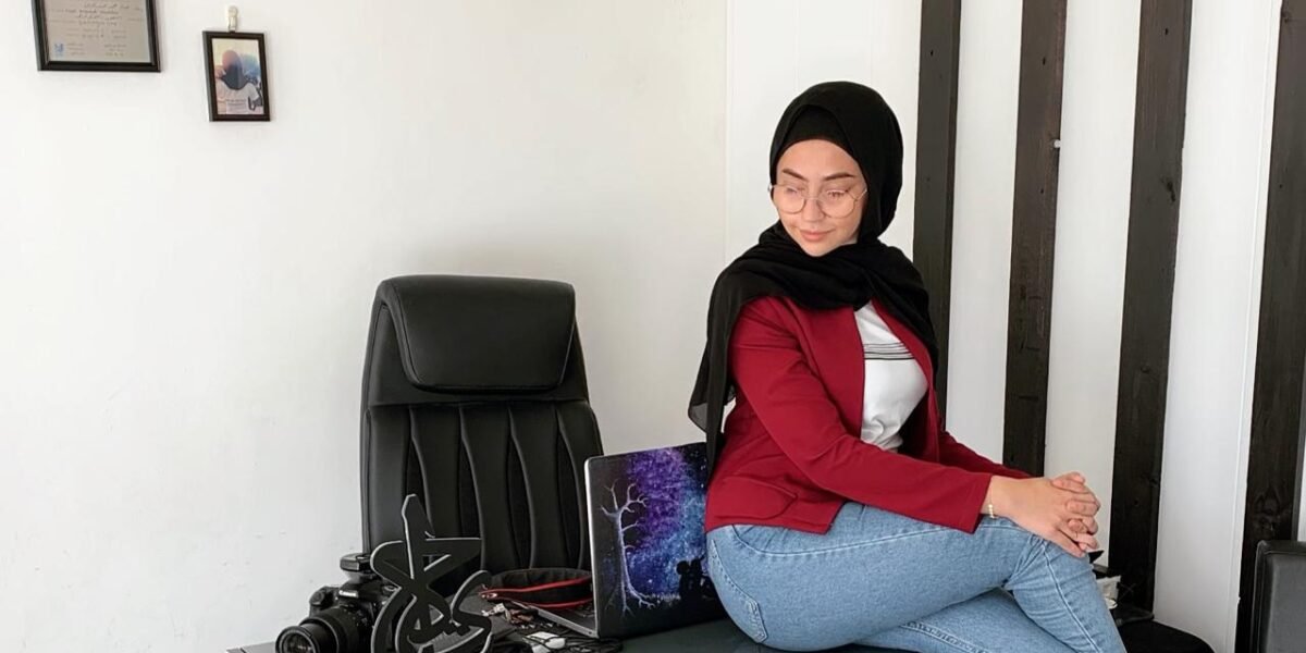 حياة نورالدين إحفظوا هذا الإسم جيداً