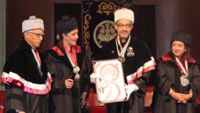 خالد الظنحاني يتسلم الدكتوراه الفخرية ووسام التنمية الثقافية من اتحاد الجامعات المكسيكية