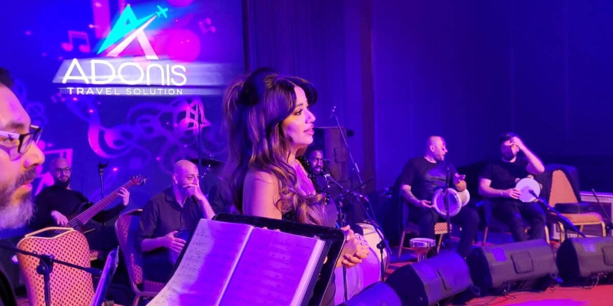 رحمة رياض تنثر الفرح في سهرة اسطنبول وتتألق صوتاً وحضوراً