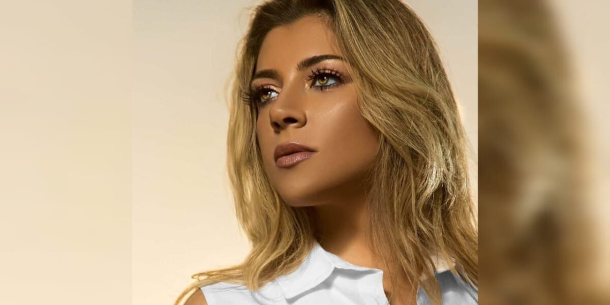 صورة مميزة: شيرين سايس ارفعوا الحصار عن سوريا
