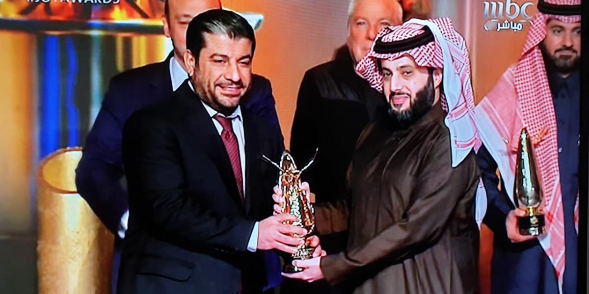 مدير عام قطاعي الموسيقى والإذاعات في مجموعة ام بي سي زياد حمزه يحصد جائزة Joy Awards